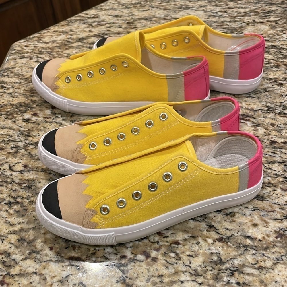 Pencil✏️Tennis shoes 💛💗Canvas Sneakers✏️ - Picture 15 of 16